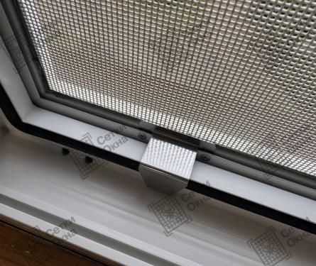 Крепеж универсальной москитной сетки к раме